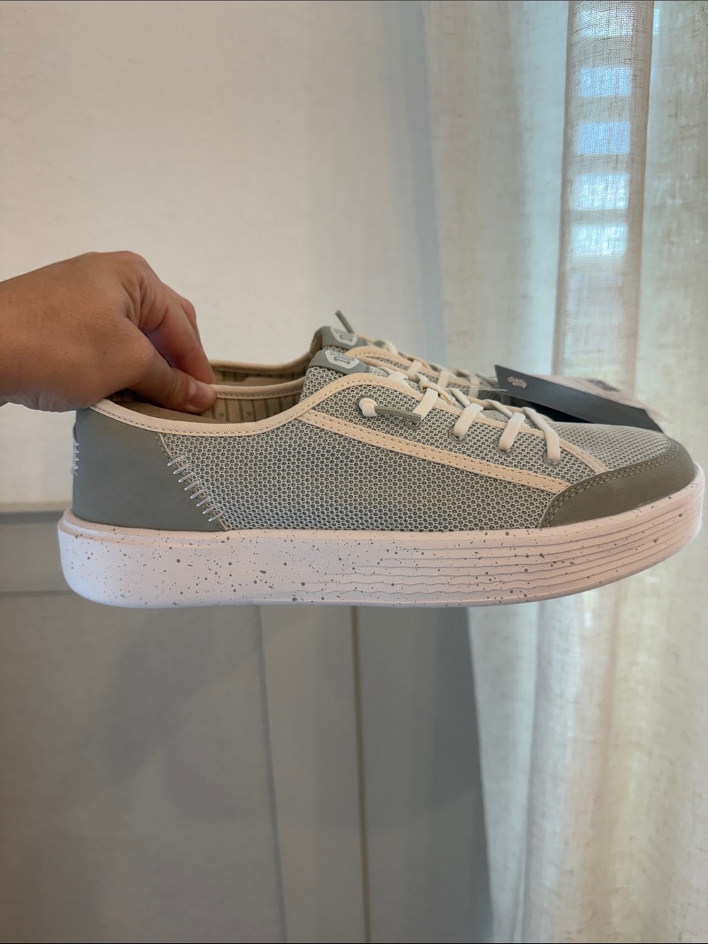 Hey Dude Cody stretch Mesh in Light Grey - Picture 2 of 5